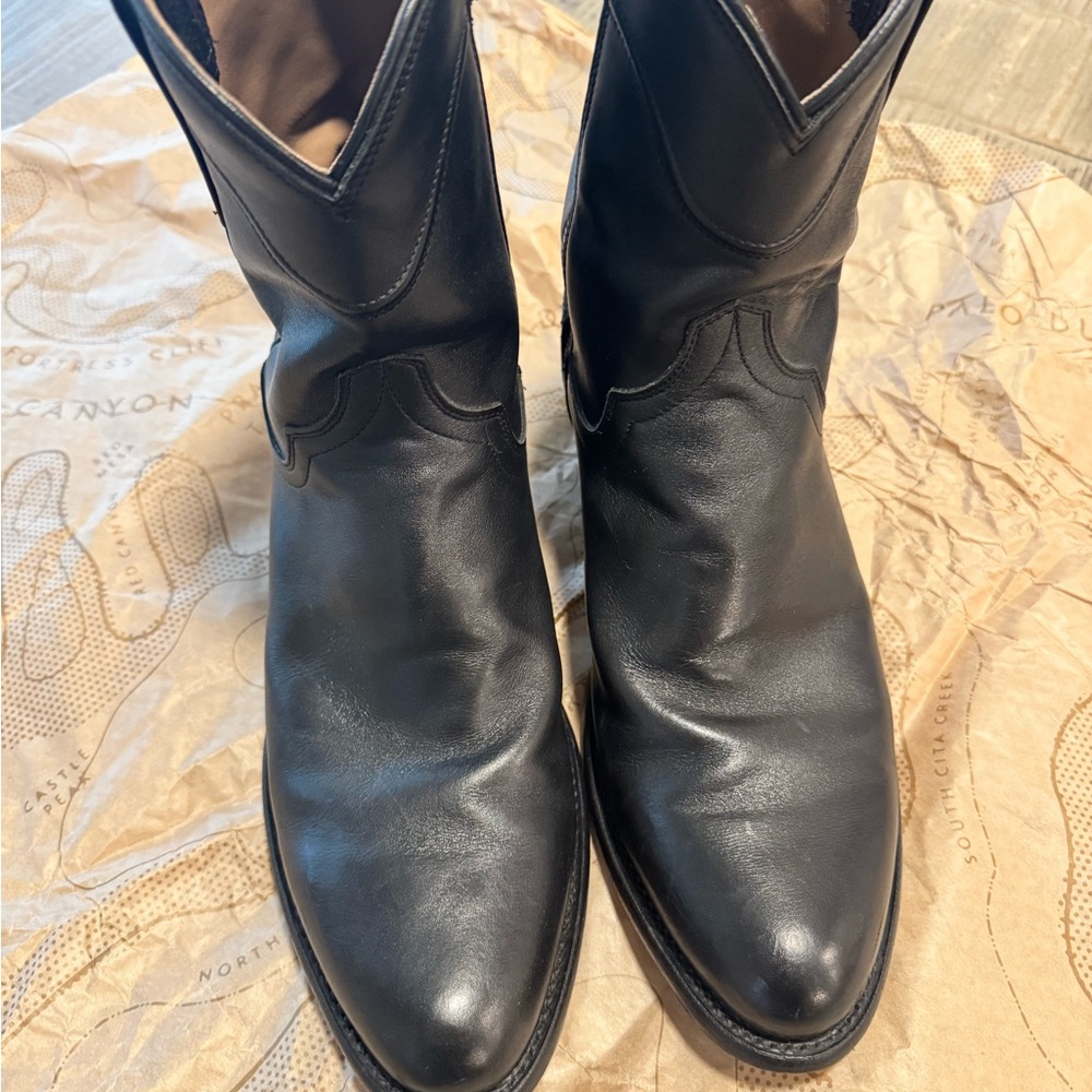 Black Leather Western tecovas the Dean Boots in 10d